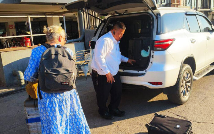 Siem Reap to Phsar Prum border - Private Taxi